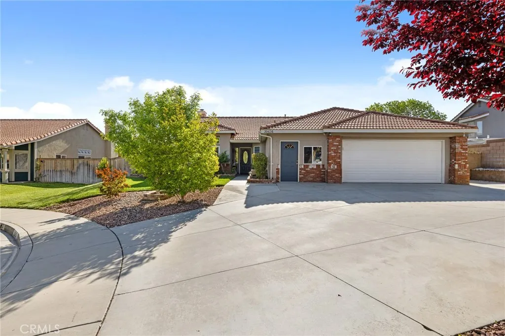 39434 Basalt Court, Palmdale, California 93551 home-pic-2